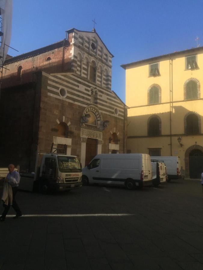 Lucca David Room In Apartment And Hospitality Pilgrims A Kültér fotó